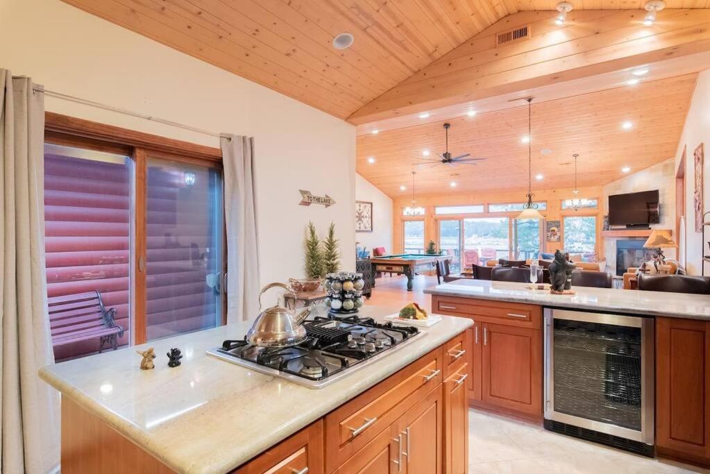 Lake Time Villa New Luxury With Hot Tub Big Bear Lake Exteriör bild